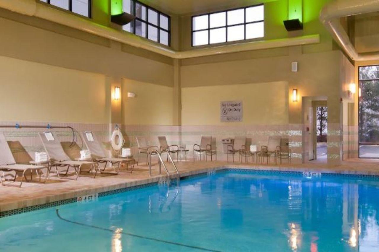 Hotel Hampton By Hilton 3*