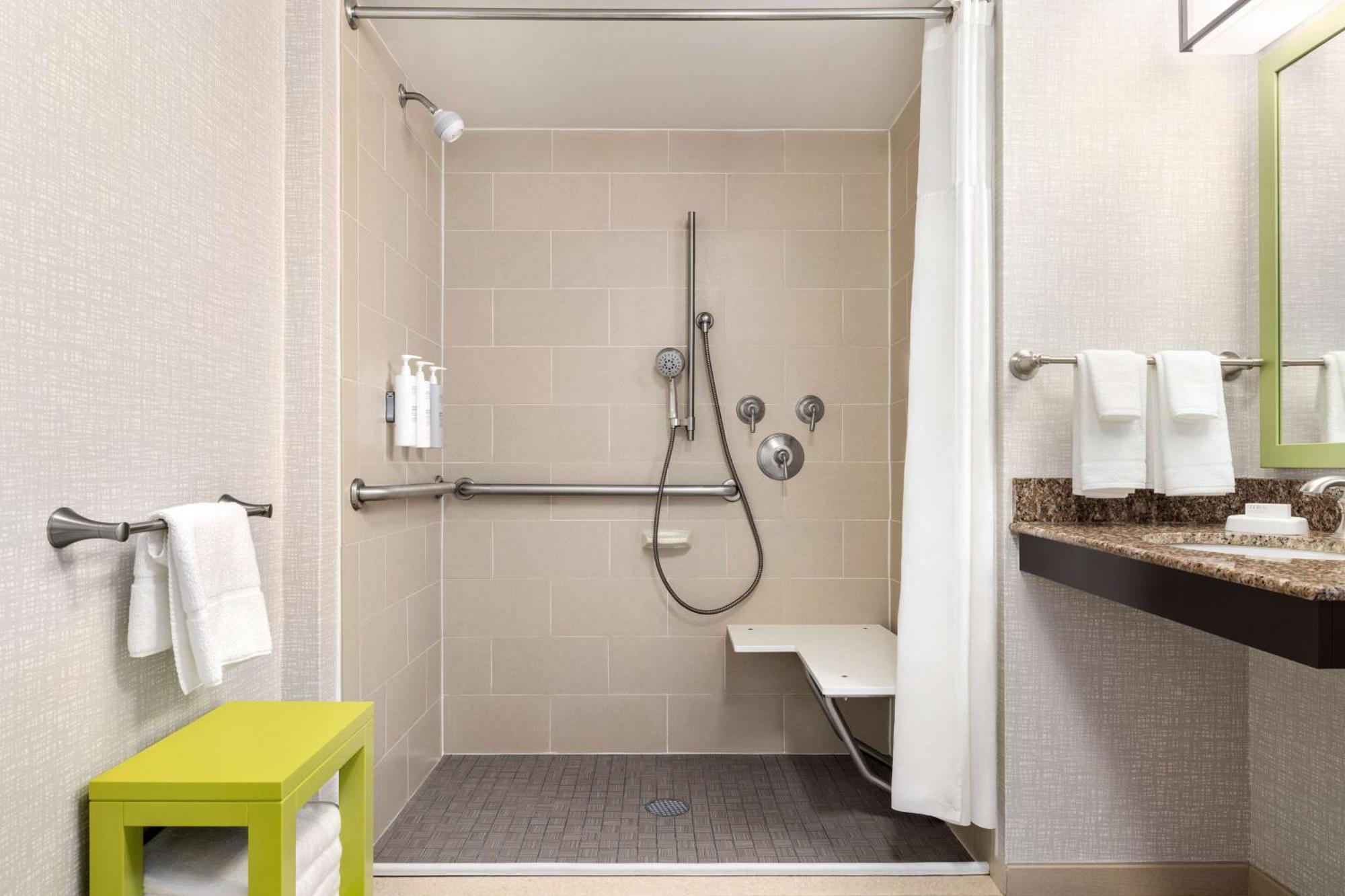Hampton By Hilton Shelton