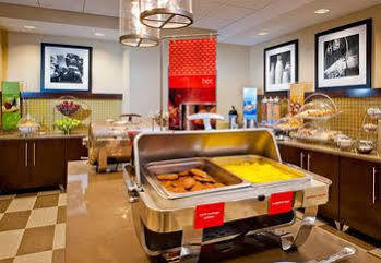 Hampton By Hilton Hotel 3*
